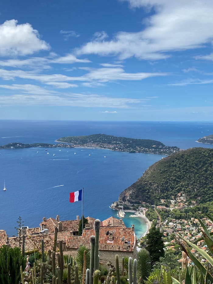 Breathtaking view of Èze in Provence-Alpes-Côte d'Azur, France, overlooking the sea.